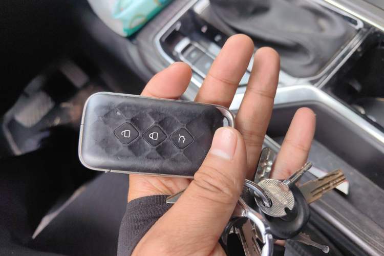 Used Wuling Jiachen 2022 1.5T CVT Smart Luxury Version Vehicle Key