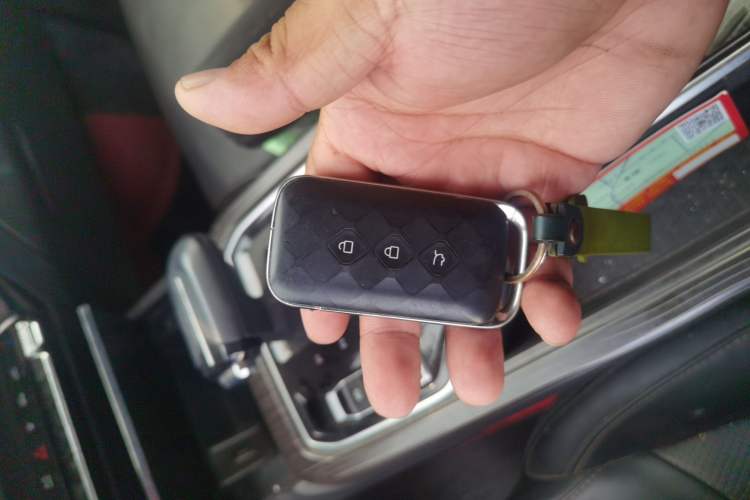 Used Wuling Jiachen 2022 1.5T CVT Smart Luxury Version Vehicle Key