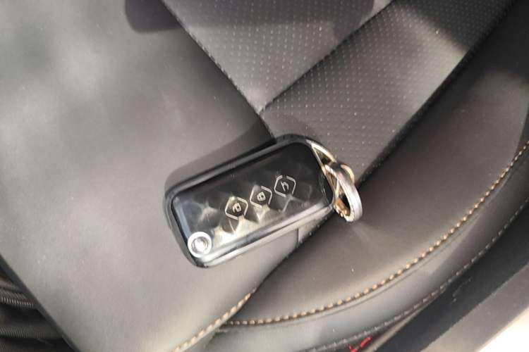 Used Wuling Jiachen 2022 1.5T Manual Light Enjoyment Dynamic Version Vehicle Key