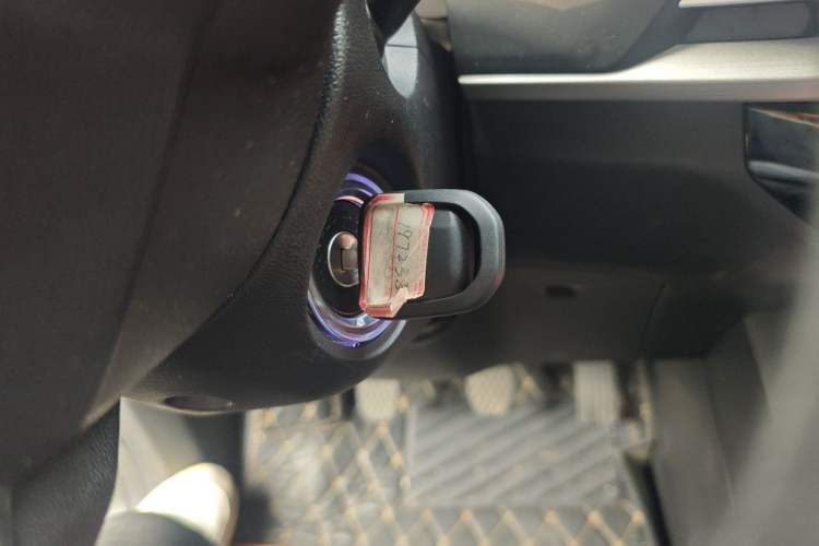 Used Wuling Jiachen 2022 1.5L Manual Enjoyment Elite Model Vehicle Key