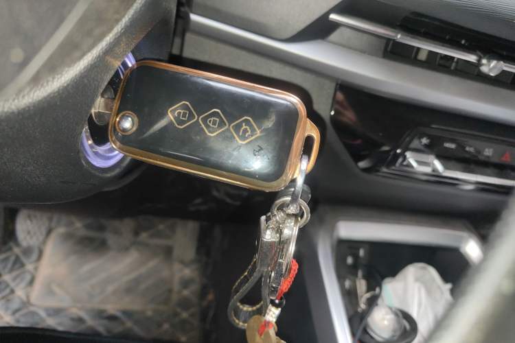 Used Wuling Jiachen 2022 1.5T Manual Light Enjoyment Dynamic Version Vehicle Key