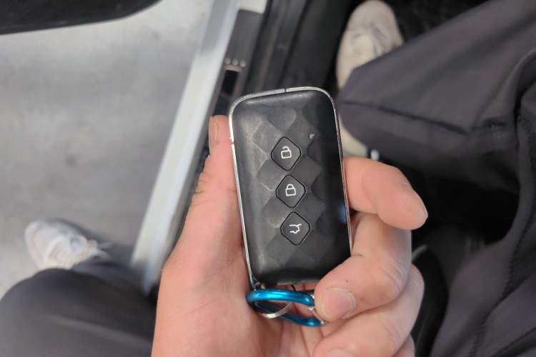 Used Wuling Jiachen 2022 1.5T CVT Deluxe Flagship Edition Vehicle Key