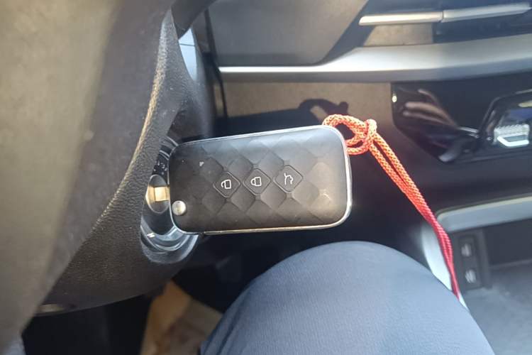 Used Wuling Jiachen 2022 1.5L Manual Enjoyment Elite Model Vehicle Key