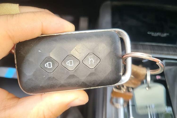 Used Wuling Jiachen 2022 1.5T CVT Smart Luxury Version Vehicle Key