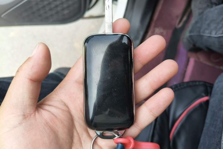 Used Wuling Jiachen 2022 1.5L Manual Enjoyment Elite Model Vehicle Key