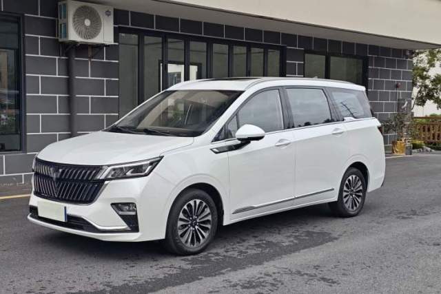 Used Wuling Jiachen 2022 1.5T CVT Deluxe Flagship Edition