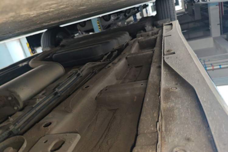 Used Wuling Jiachen 2022 1.5T CVT Deluxe Flagship Edition Chassis Front Right