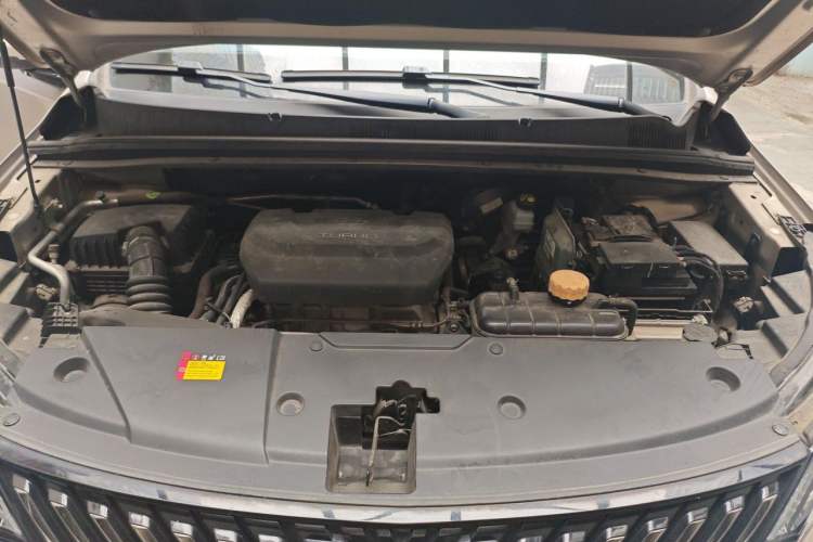 Used Wuling Jiachen 2022 1.5T CVT Deluxe Flagship Edition Engine Bay