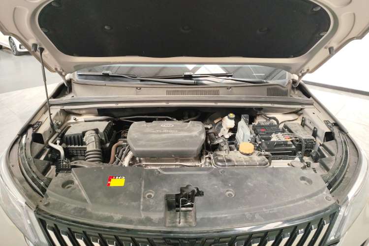 Used Wuling Jiachen 2022 1.5T CVT Deluxe Flagship Edition Engine Bay