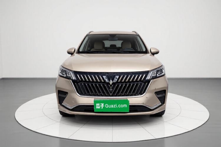 Used Wuling Jiachen 2022 1.5T Manual Light Enjoyment Dynamic Version Front