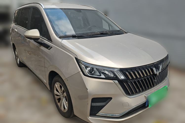Used Wuling Jiachen 2022 1.5T Manual Light Enjoyment Dynamic Version Front Right 45 Deg