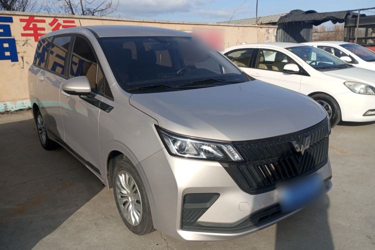 Used Wuling Jiachen 2022 1.5L Manual Enjoyment Elite Model Front Right 45 Deg