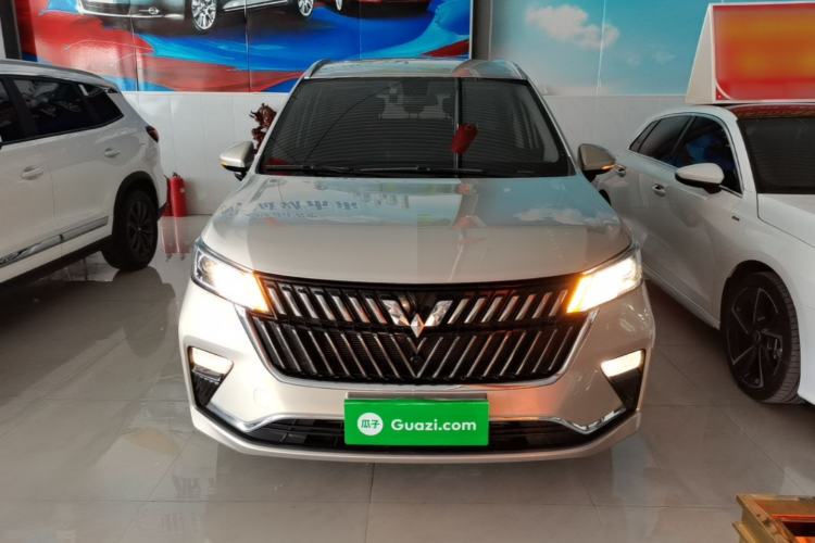 Used Wuling Jiachen 2022 1.5T CVT Smart Luxury Version Front