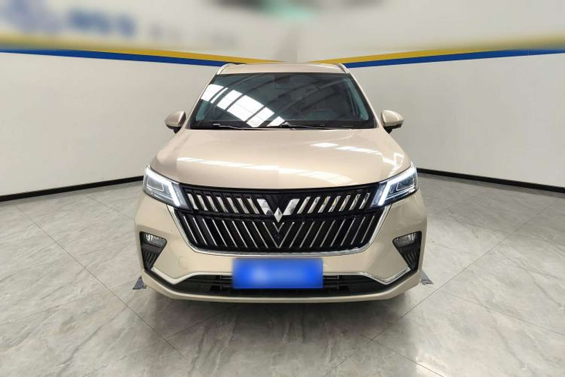 Used Wuling Jiachen 2022 1.5T CVT Deluxe Flagship Edition Front