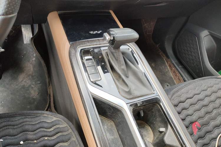 Used Wuling Jiachen 2022 1.5T CVT Deluxe Flagship Edition Gear Lever