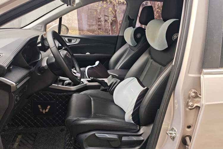 Used Wuling Jiachen 2022 1.5T Manual Light Enjoyment Dynamic Version Left Front Seat
