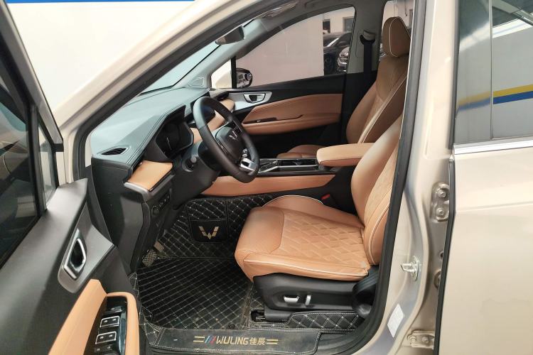 Used Wuling Jiachen 2022 1.5T CVT Deluxe Flagship Edition Left Front Seat