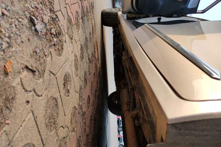 Used Wuling Jiachen 2022 1.5T CVT Deluxe Flagship Edition Left Side Sill