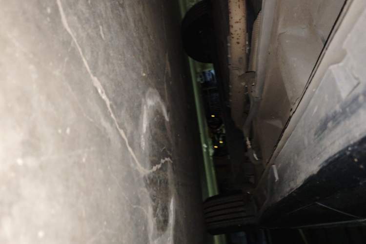 Used Wuling Jiachen 2023 2.0L DHT Flagship Edition Chassis Front Left