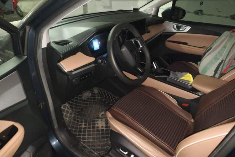 Used Wuling Jiachen 2023 2.0L DHT Flagship Edition Driver Seat