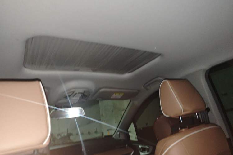 Used Wuling Jiachen 2023 2.0L DHT Flagship Edition Headliner