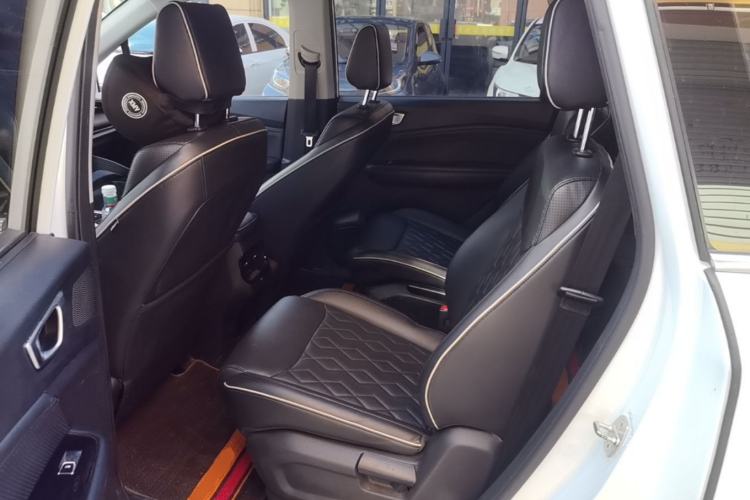 Used Wuling Jiachen 2023 2.0L DHT Flagship Edition Left Rear Seat