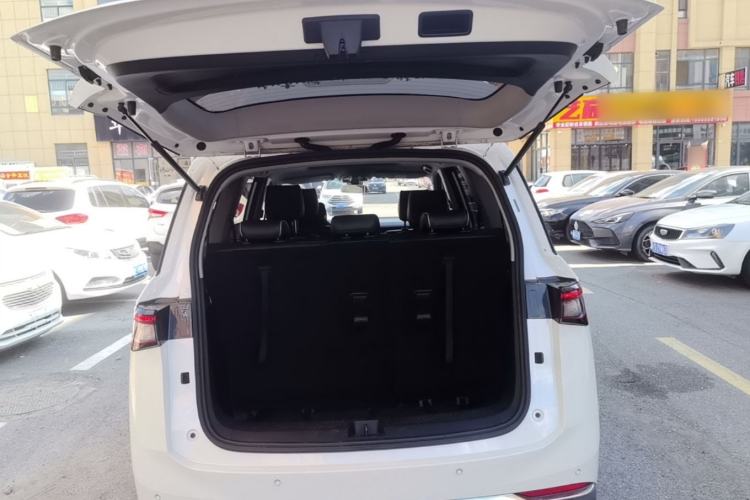 Used Wuling Jiachen 2023 2.0L DHT Flagship Edition Trunk