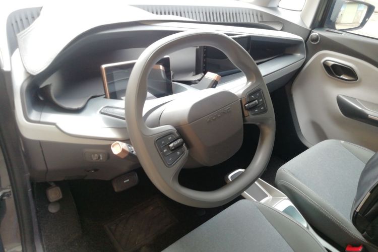 Used Wuling NAMMIEV 2021 Playful Model – High-Power Version Interior 2