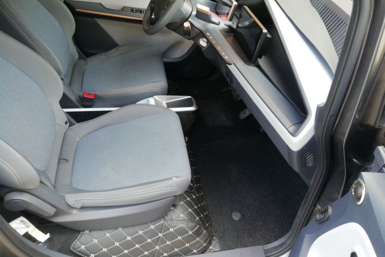 Used Wuling NAMMIEV 2021 Playful Model – High-Power Version Right Front Seat
