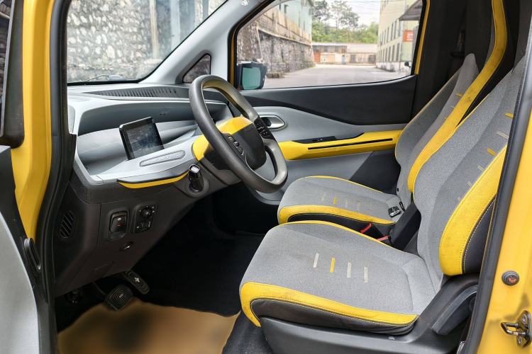 Used Wuling NAMMIEV 2021 Passion Edition Interior 2