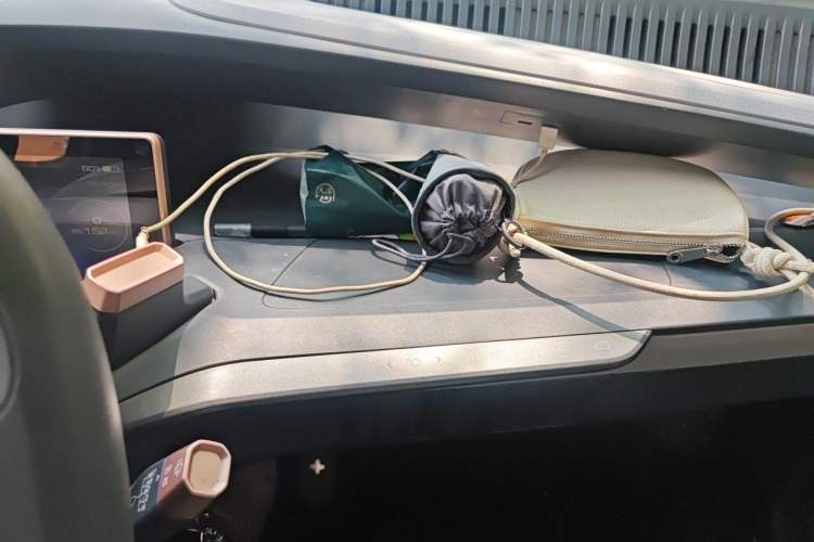 Used Wuling NAMMIEV 2021 - Play Edition Audio And AC Panel