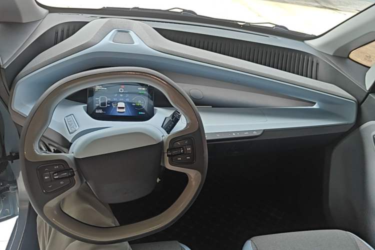Used Wuling NAMMIEV 2021 Passion Edition Center Console