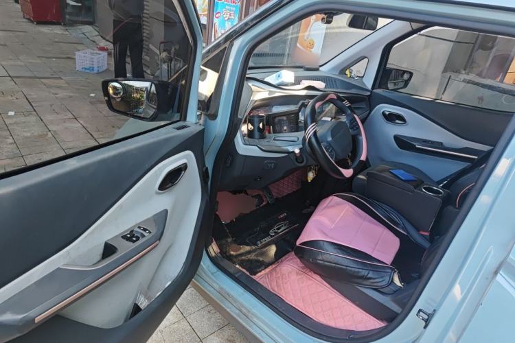 Used Wuling NAMMIEV 2021 Playful Model – High-Power Version Driver Seat