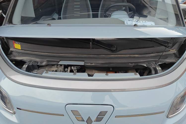 Used Wuling NAMMIEV 2021 Passion Edition Engine Bay