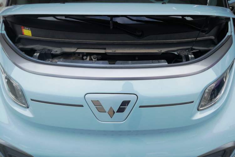 Used Wuling NAMMIEV 2021 Passion Edition Engine Bay