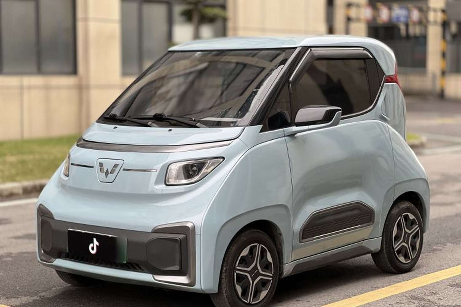 Used Wuling NAMMIEV 2021 - Play Edition Front Left 45 Deg