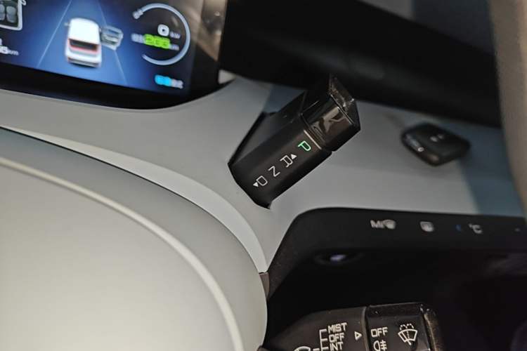Used Wuling NAMMIEV 2021 Passion Edition Gear Lever