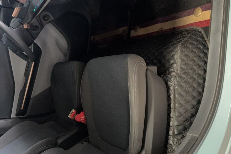 Used Wuling NAMMIEV 2021 Playful Model – High-Power Version Interior 2