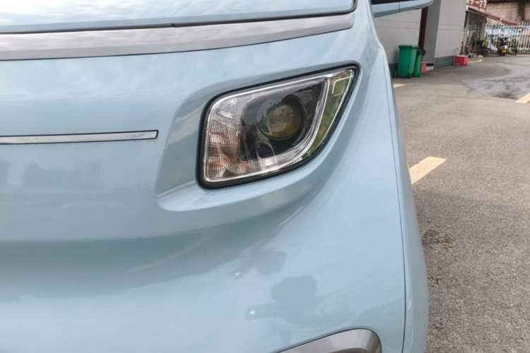 Used Wuling NAMMIEV 2021 Playful Model – High-Power Version Left Front Headlight