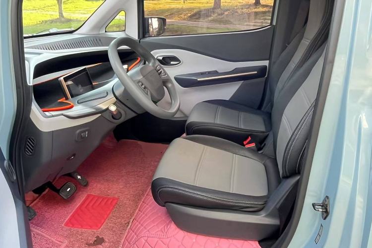 Used Wuling NAMMIEV 2021 Playful Model – High-Power Version Left Front Seat