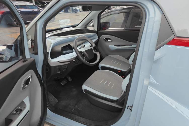 Used Wuling NAMMIEV 2021 Passion Edition Left Front Seat