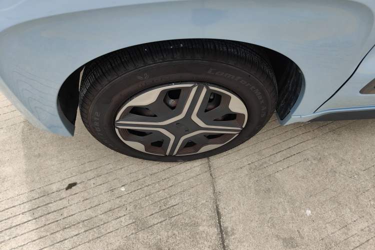 Used Wuling NAMMIEV 2021 Playful Model – High-Power Version Left Front Wheel Hub