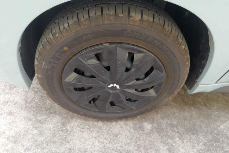 Used Wuling NAMMIEV 2021 Passion Edition Left Front Wheel Hub