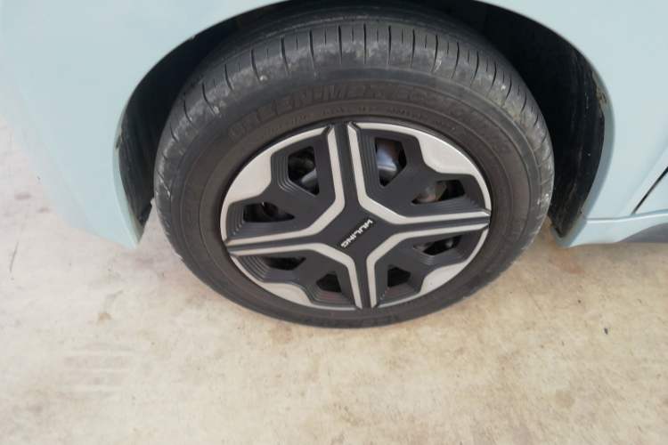 Used Wuling NAMMIEV 2021 Passion Edition Left Front Wheel Hub