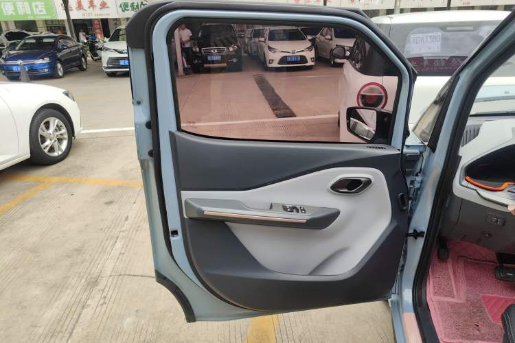 Used Wuling NAMMIEV 2021 Playful Model – High-Power Version Left Rear Door Interior