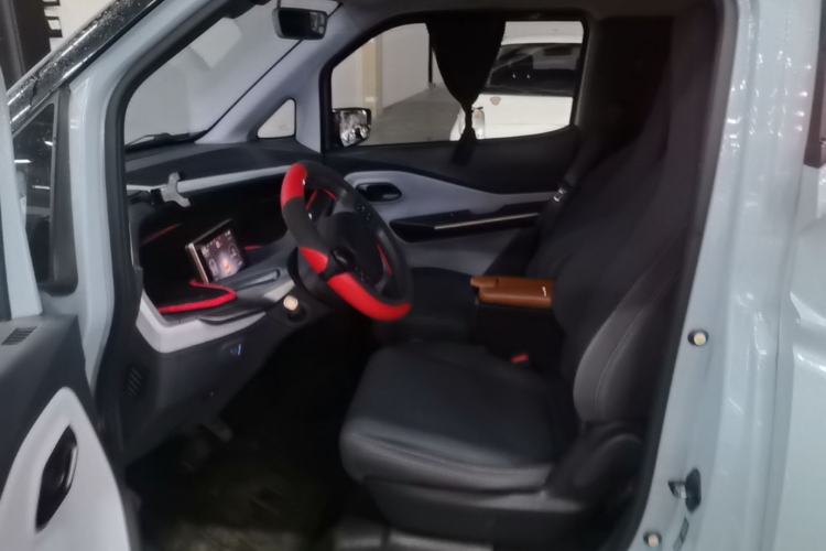 Used Wuling NAMMIEV 2021 Playful Model – High-Power Version Left Rear Seat