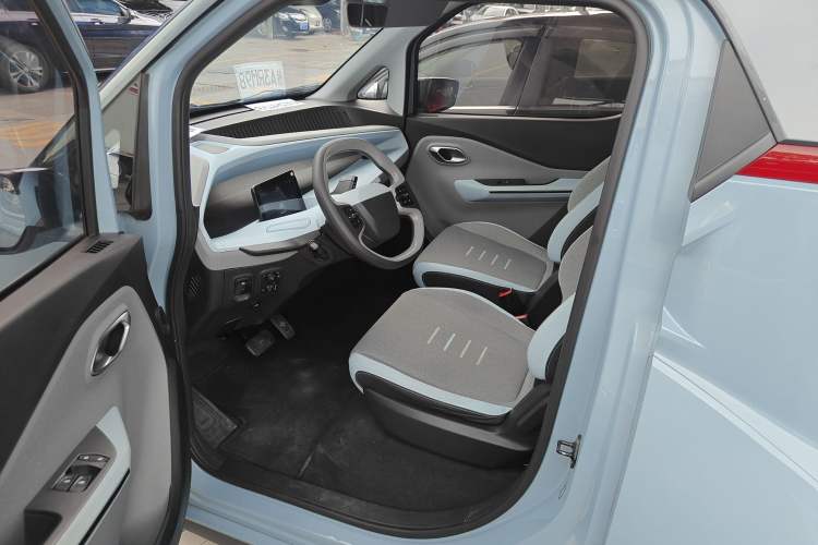 Used Wuling NAMMIEV 2021 Passion Edition Left Rear Seat