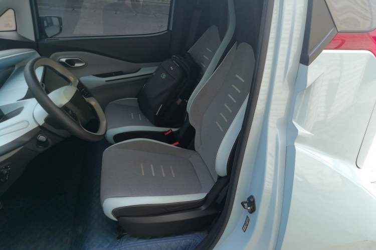 Used Wuling NAMMIEV 2021 Passion Edition Left Rear Seat