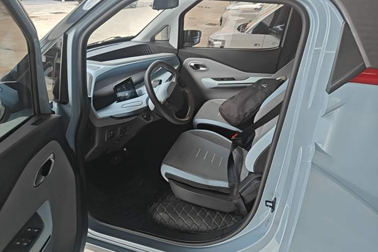 Used Wuling NAMMIEV 2021 Passion Edition Left Rear Seat