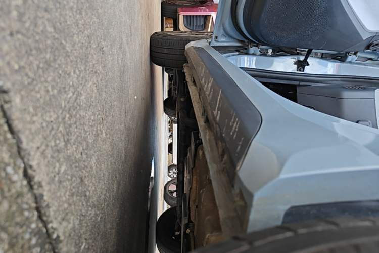 Used Wuling NAMMIEV 2021 - Play Edition Left Side Sill